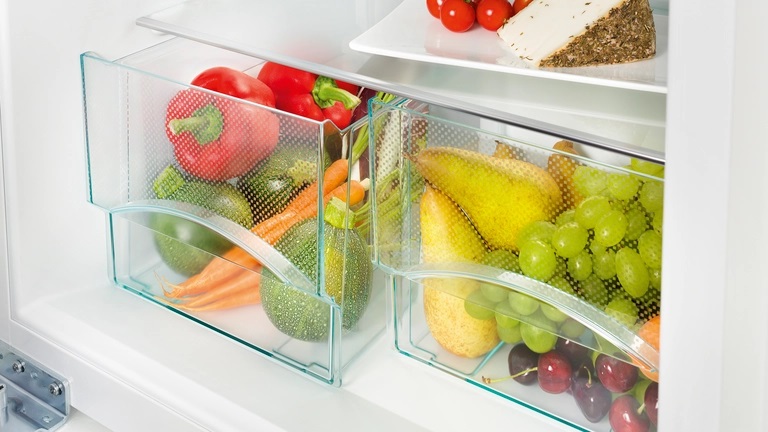 Холодильник Liebherr CUele 2331-26 001