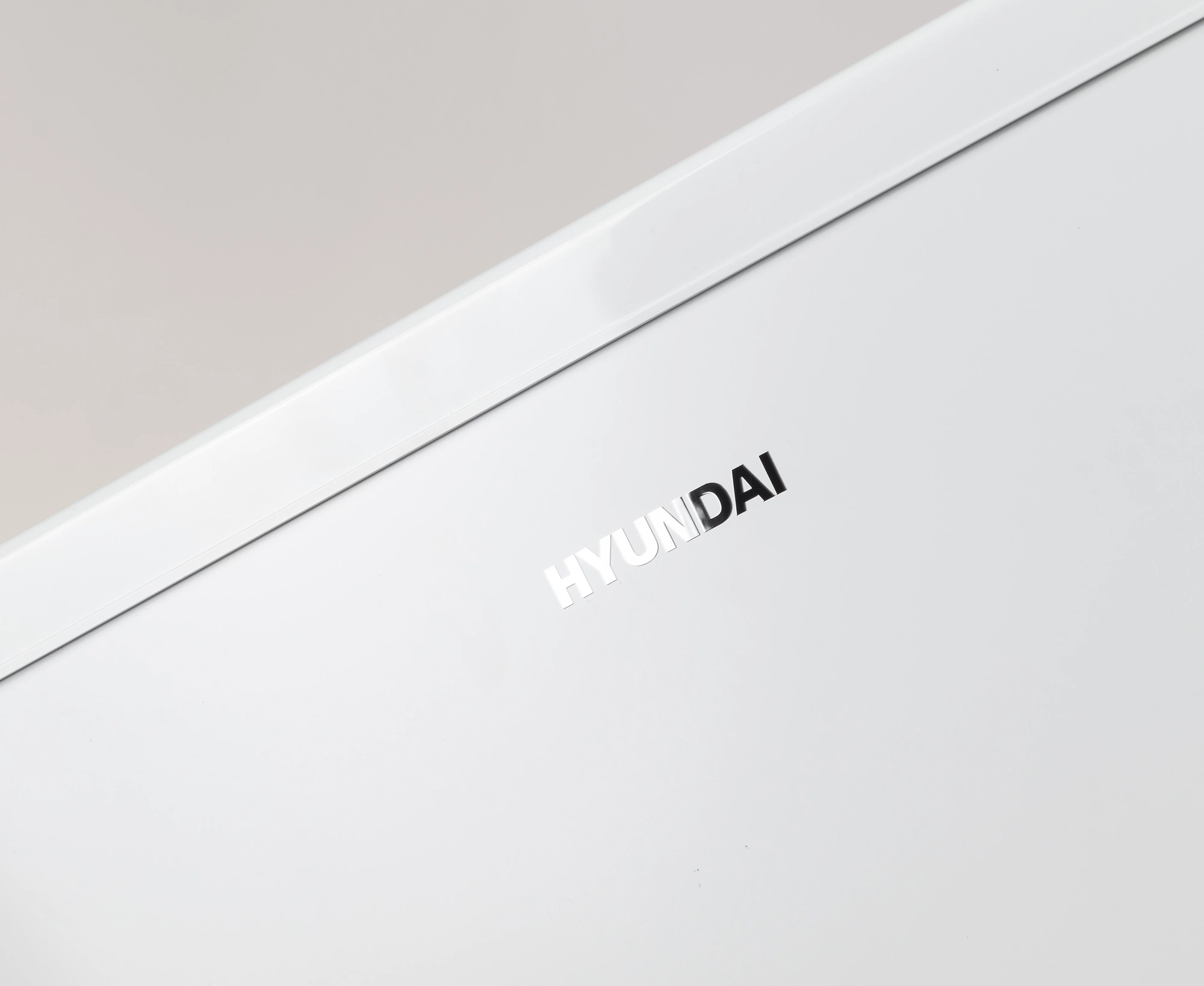 Холодильник Hyundai CO1002 белый, фото 9