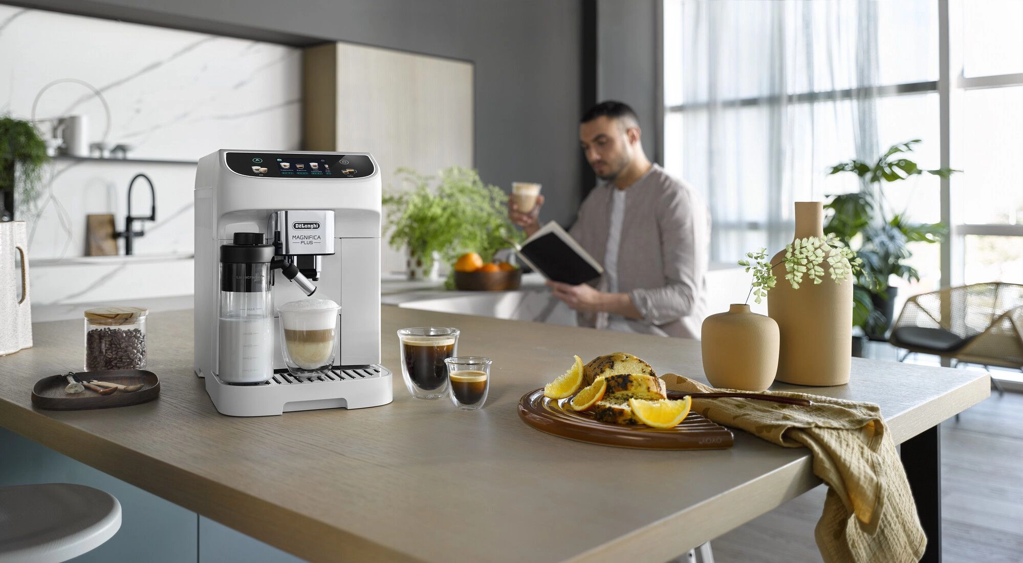 Кофемашина Delonghi Magnifica Plus ECAM320.60.W белый/черный, превью предыдущего фото