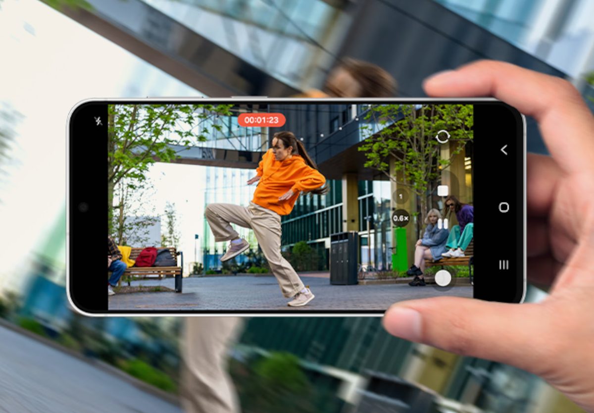 Смартфон Samsung Galaxy S26 FE 5G 8/128GB Graphite, превью следующего фото