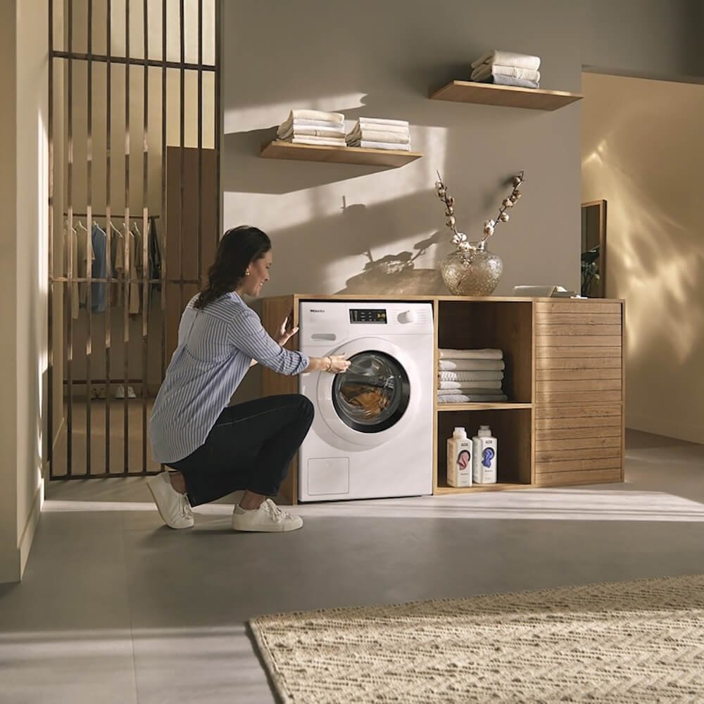 Стиральная машина Miele WCA 030WCS, превью предыдущего фото