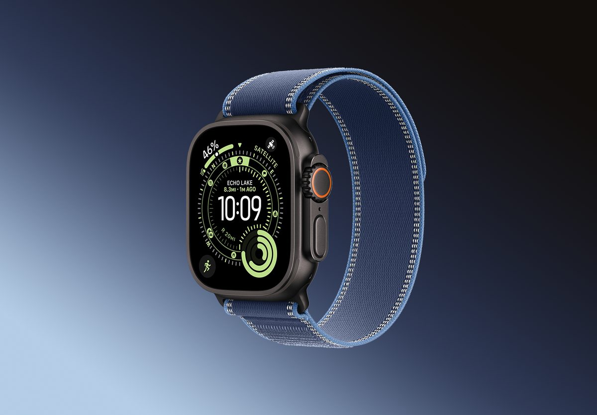 Умные часы Apple Watch Ultra 3 GPS 49mm Black Titanium, Trail Blue/Bright Blue, M/L, превью следующего фото
