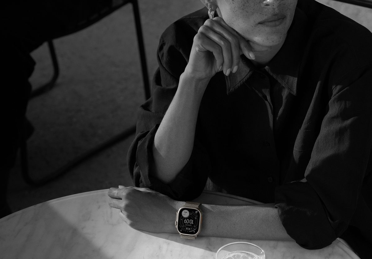 Умные часы Apple Watch Ultra 3 GPS 49mm Natural Titanium, Milanese Loop, S, превью предыдущего фото